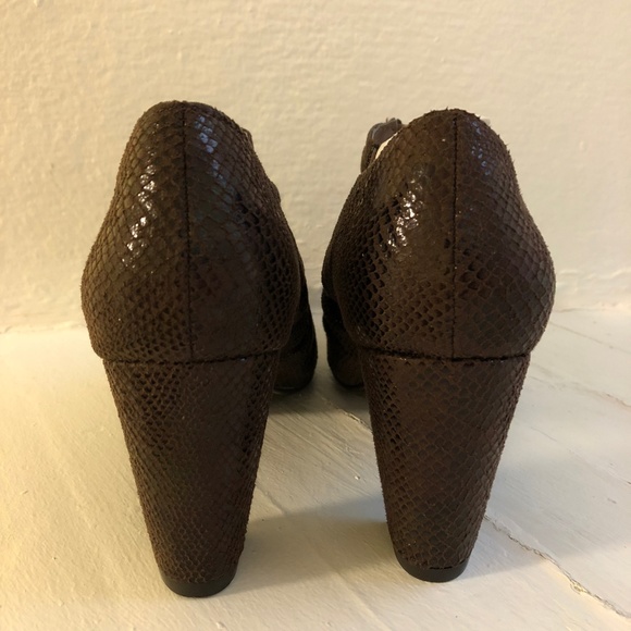 AEROSOLES WOMEN'S FORTUNATE BOOTIES - Picture 4 of 6